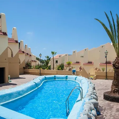 House Holiday In Tenerife By Holiday World Апартаменты *